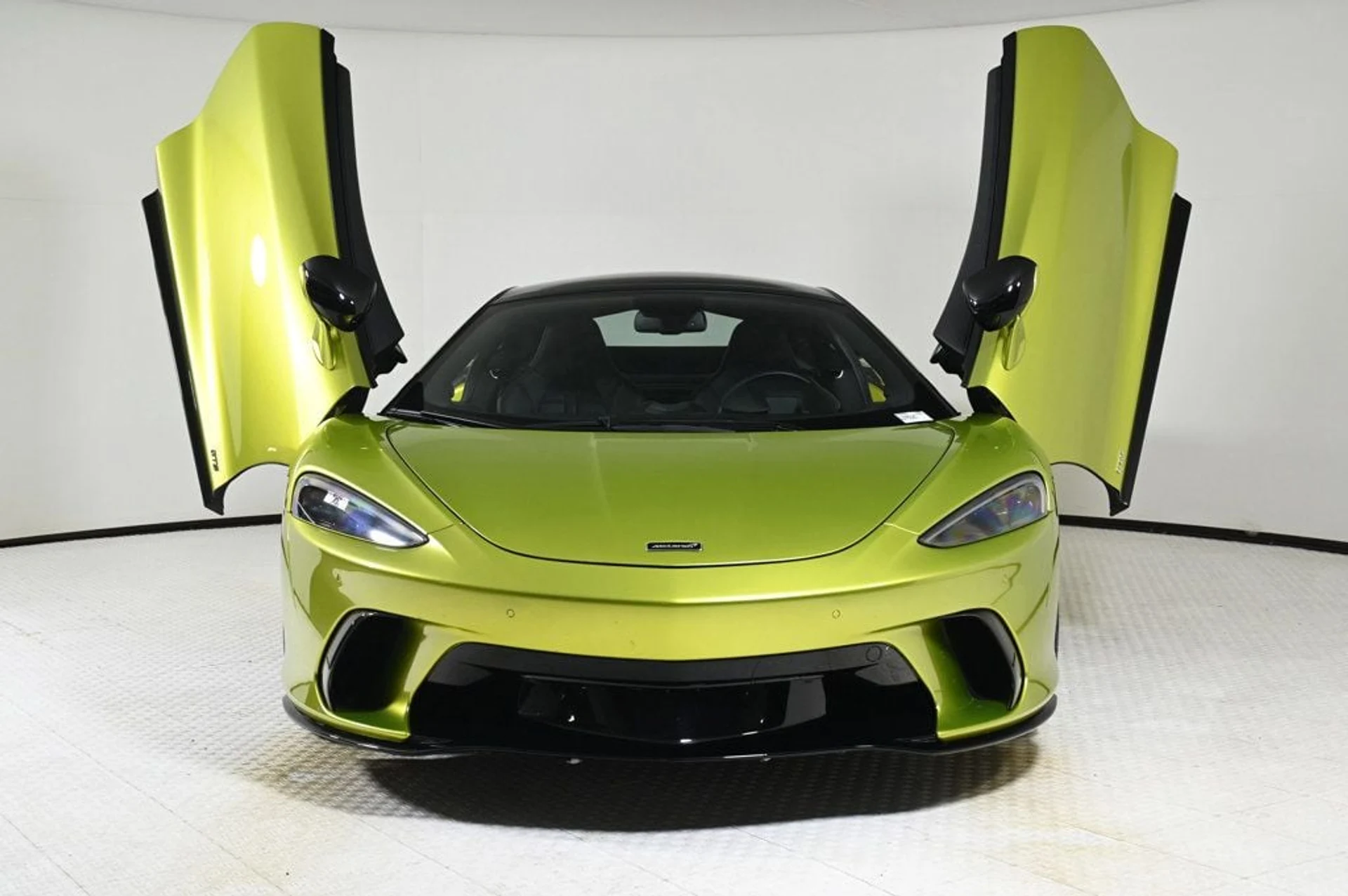 mph024_4043974212_used_2025_mclaren_gts_techlux_11350_22874219_24_1024_3b8dd1a006