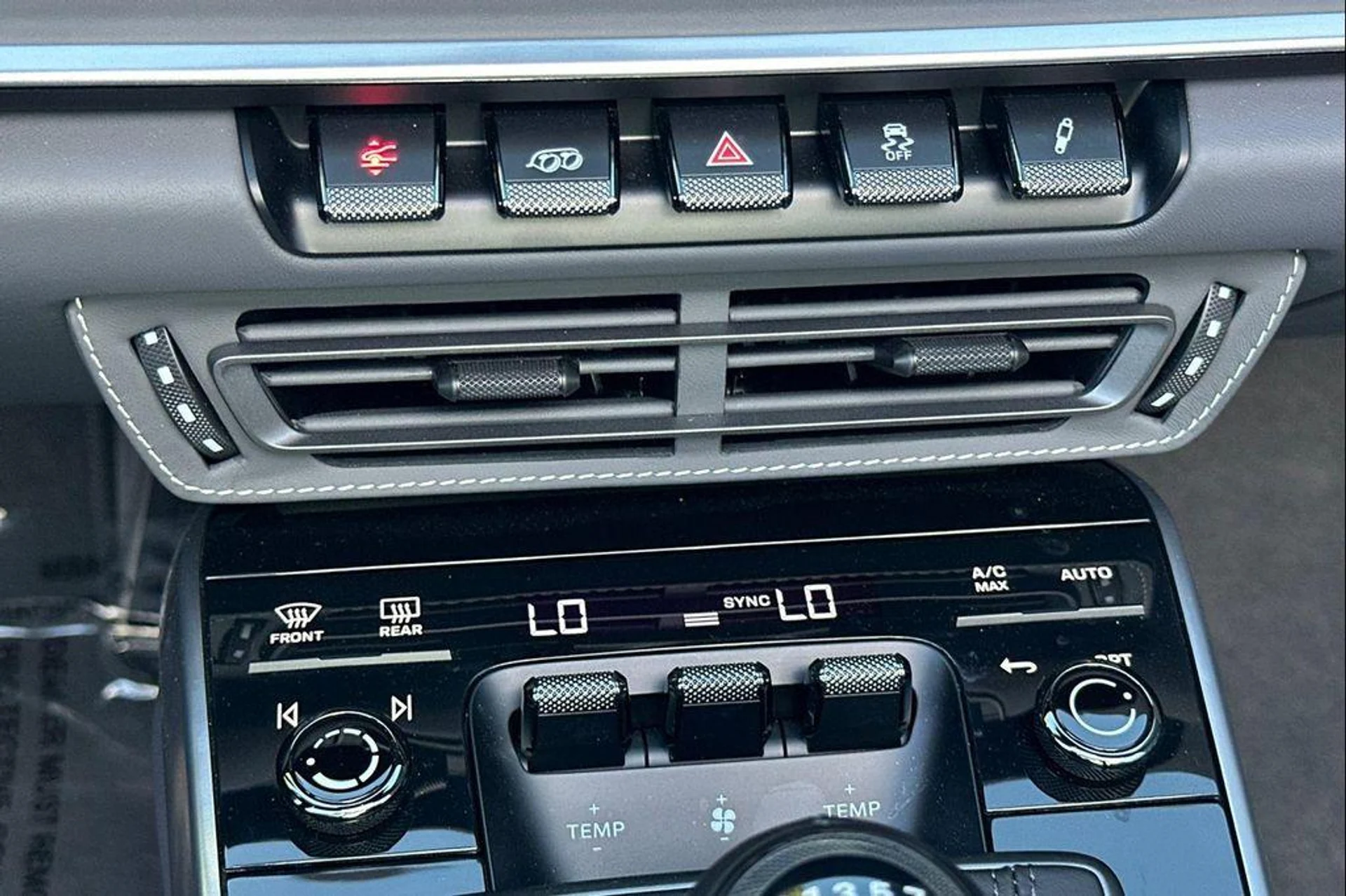 mph024_404628989_7_Hcdp5g_RC_5ogy_Lon_Ji_Dcaxt0_A8_b396be5eb3