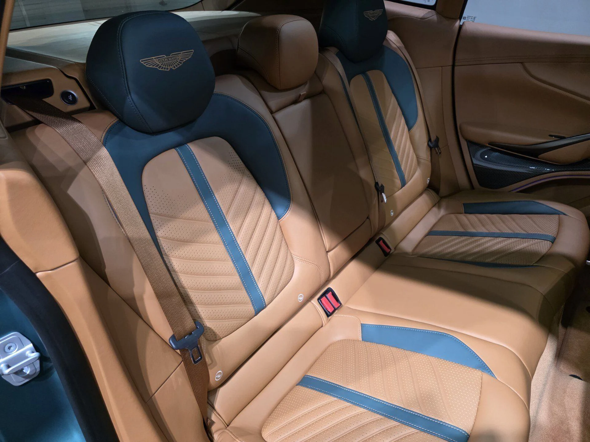 mph024_4051513344_ff9cbea34a5773c8f40fa6f2eff791bf_4fc89bdff3