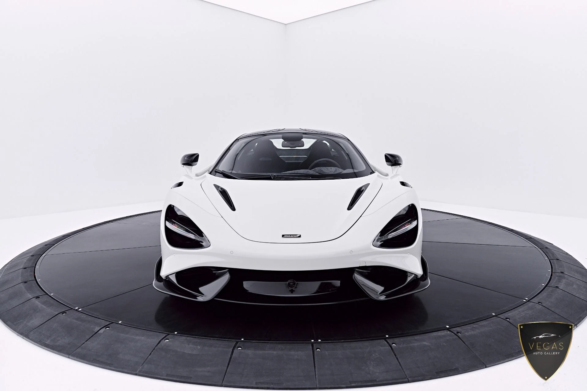 mph024_4051675660_Used_2021_Mc_Laren_765_LT_Base_1782429274_aa54a1cd2d