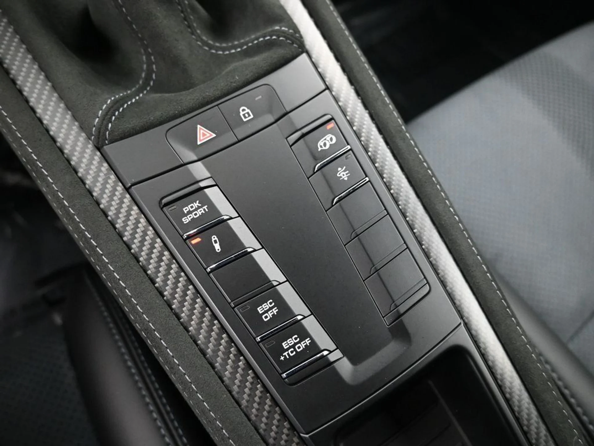 mph024_4052743071_6876a98a7f1853c5b559280f148f7a0e_4c500df538