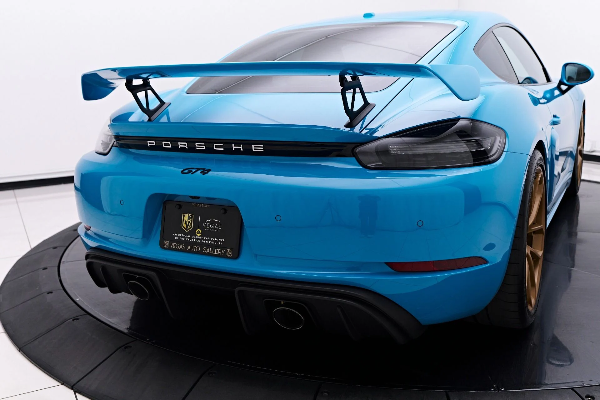 mph024_4055545747_Used_2021_Porsche_718_Cayman_GT_4_1753215060_7662d7d5d9