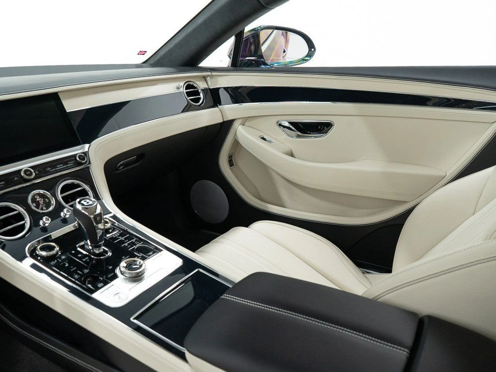 mph024_4061264701_45c4766043e553e4c9de05bb41d751e3_fb50df6dc2