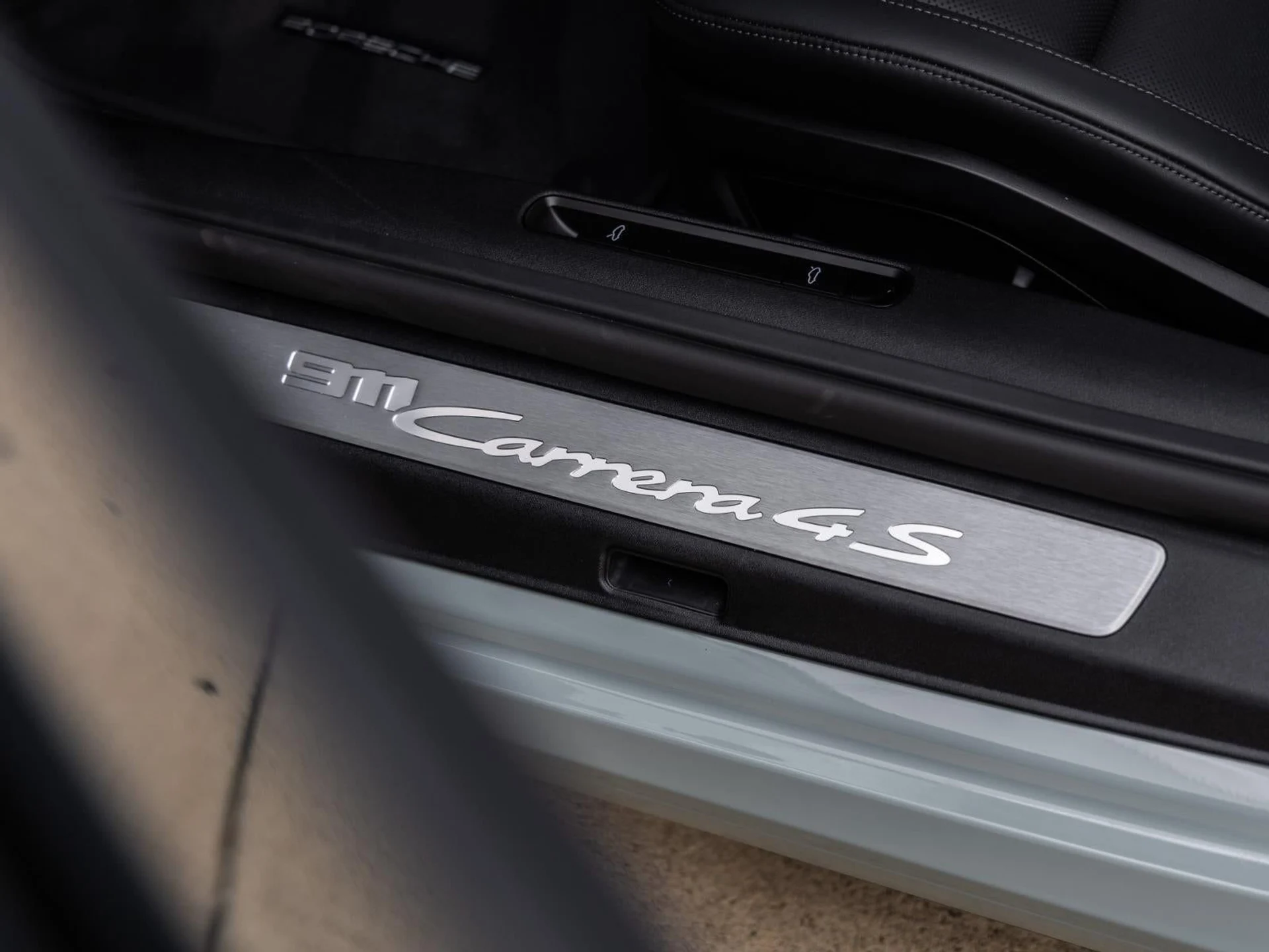 mph024_406278568_25_b987c73502