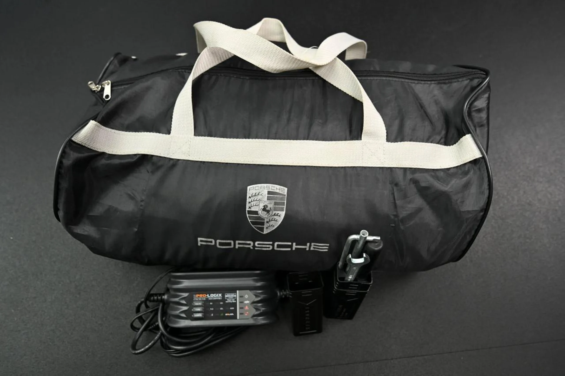 mph024_4062970667_a12823b2b4a97c59a5d7bbe80103a9fc_eedd6a1059