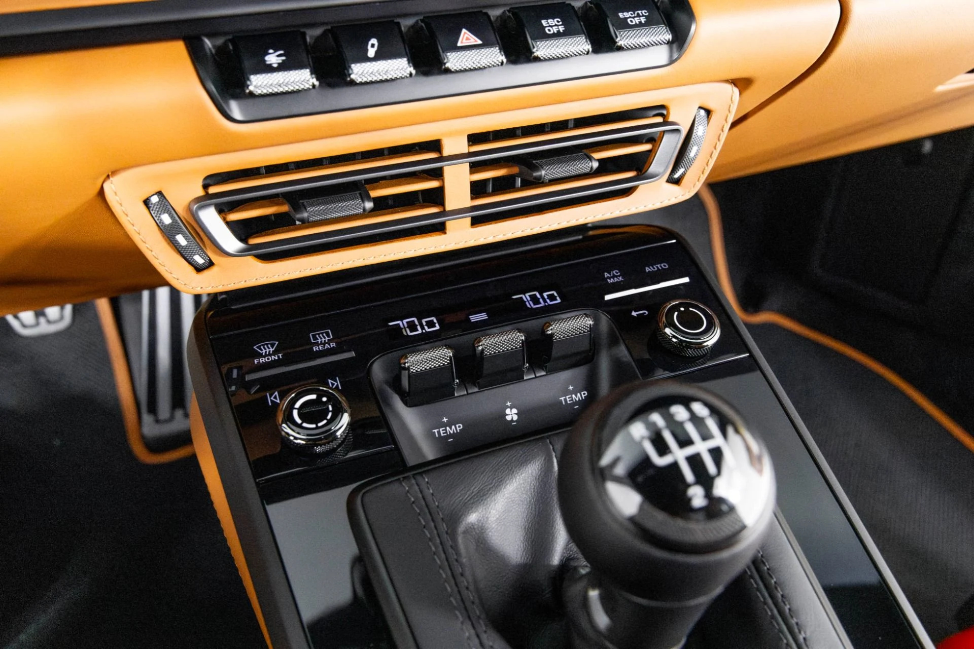 mph024_406377807_Used_2024_Porsche_911_ST_1762299723_6d3d02a681