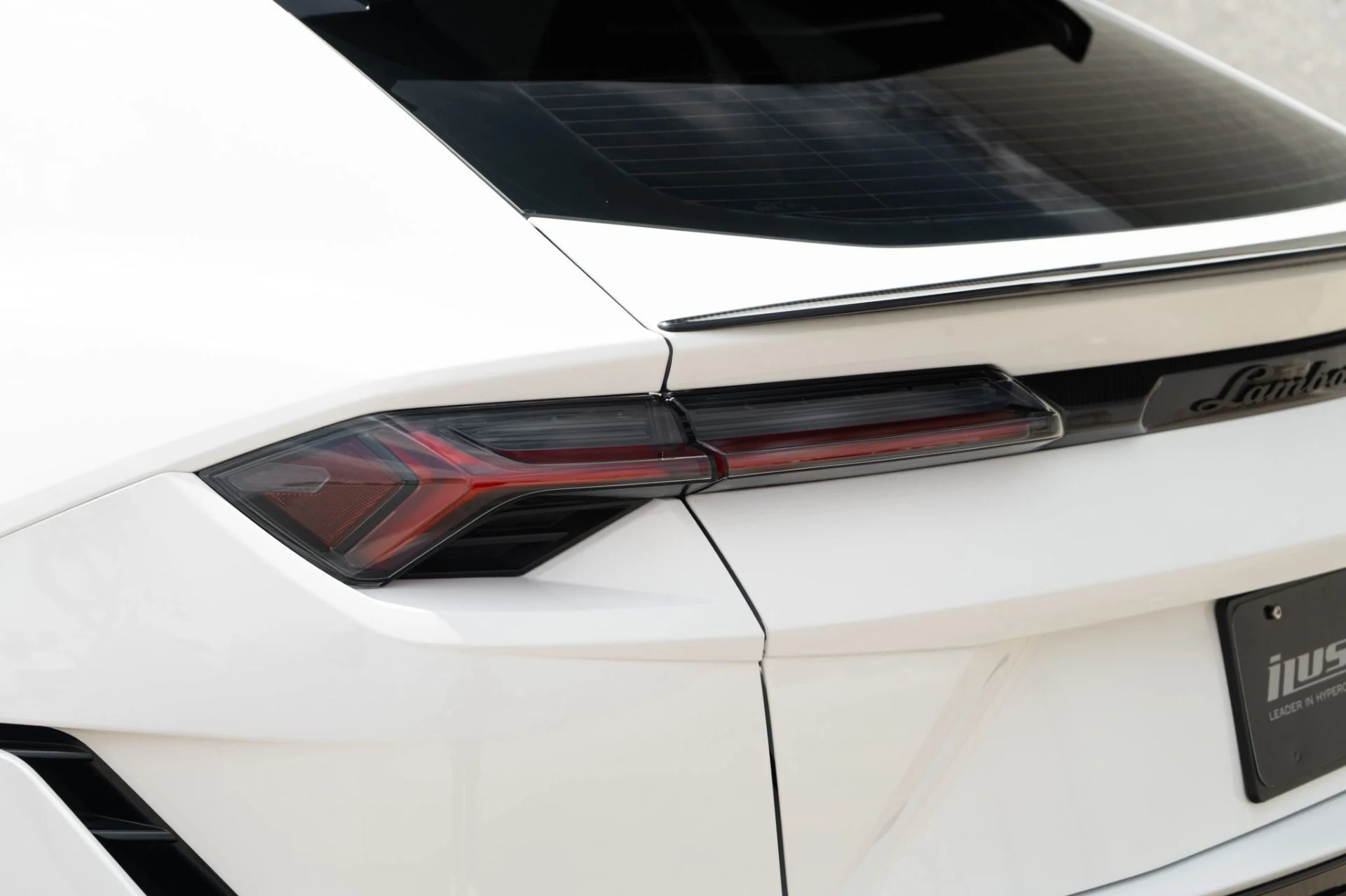 mph024_4072709436_Used_2024_Lamborghini_Urus_Performante_1772145208_001ef43aa0