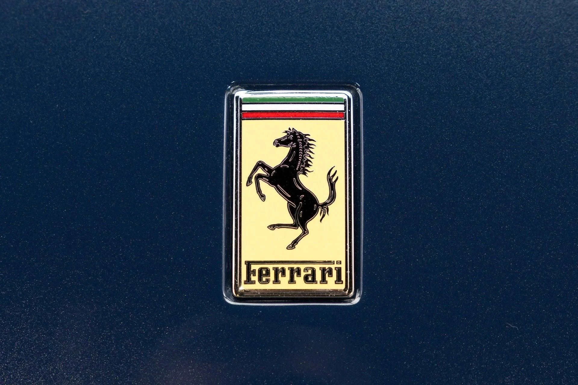 mph024_4073455261_Used_2021_Ferrari_812_GTS_1783777398_8fd58d3649
