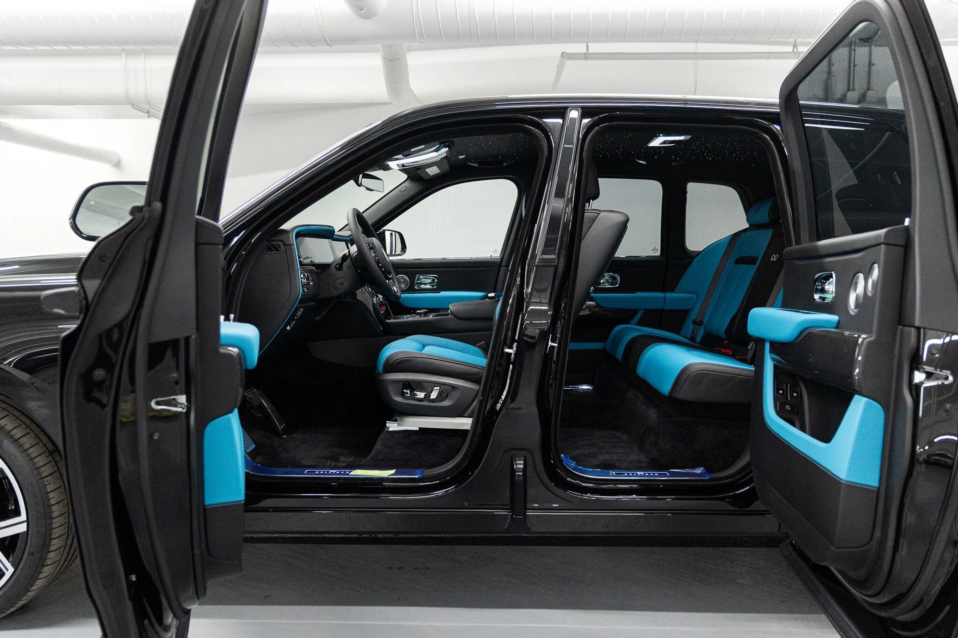 mph024_4073662037_a76d28b4cedfe589f39f7b1b36a09255x_4b086140dd