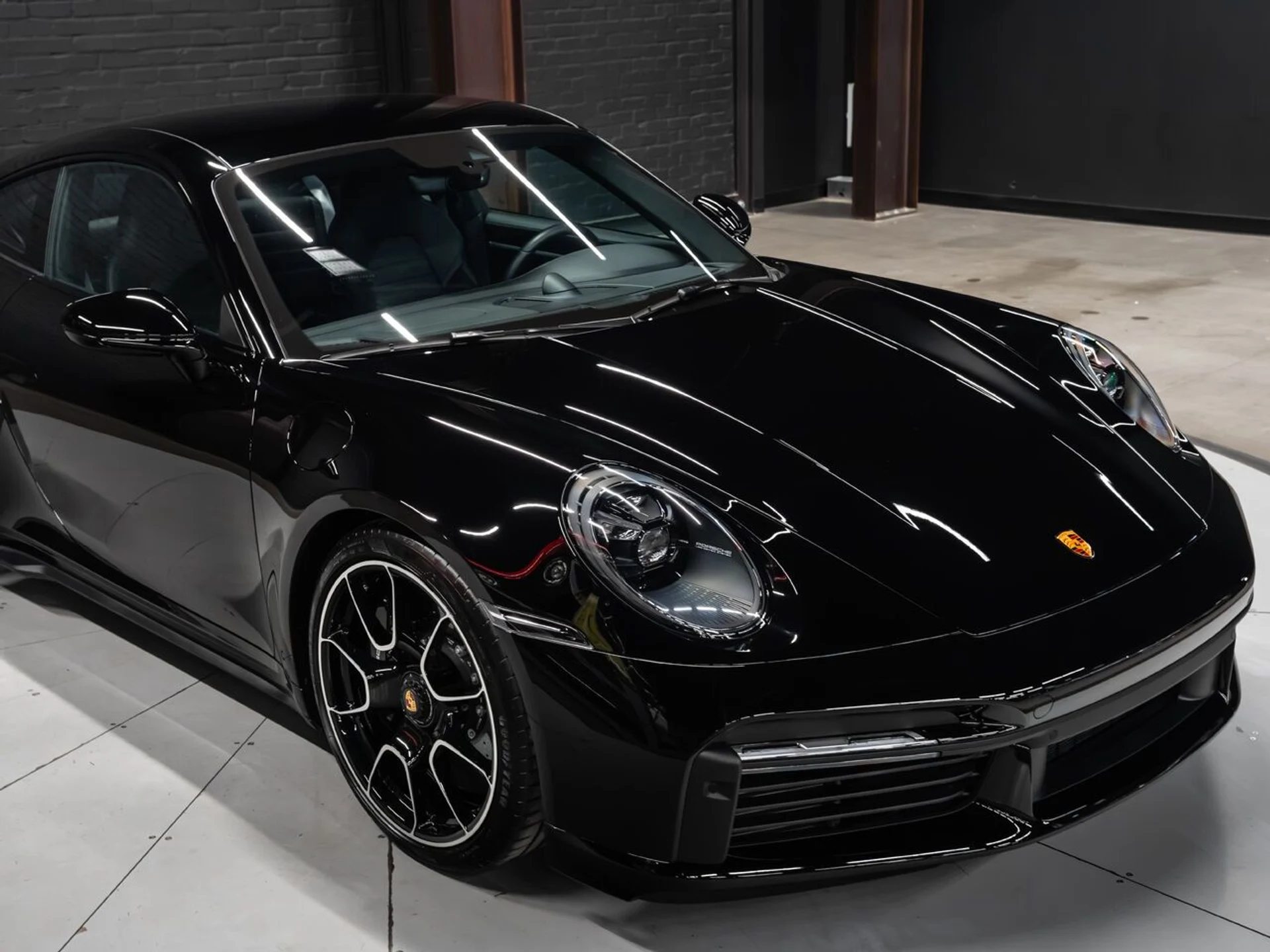 mph024_4084007852_porsche_911_2022_e4f75e6591