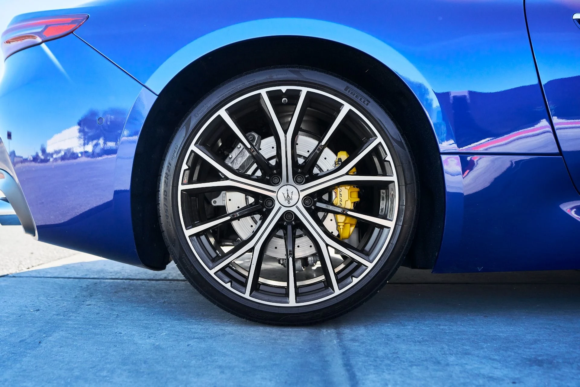 mph024_408403845_Used_2024_Maserati_Gran_Turismo_Modena_1764124036_94c2893e83