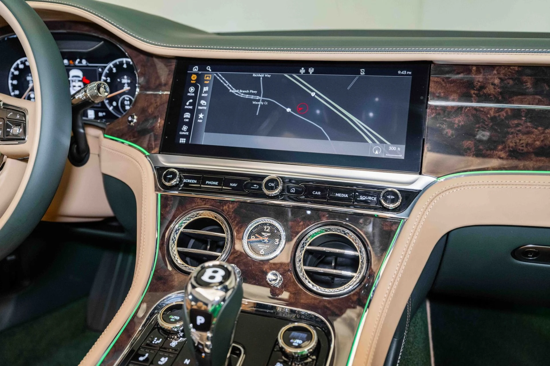 mph024_4084483936_Used_2024_Bentley_CONTINENTAL_GTC_Azure_V8_1705167241_949f510fe2