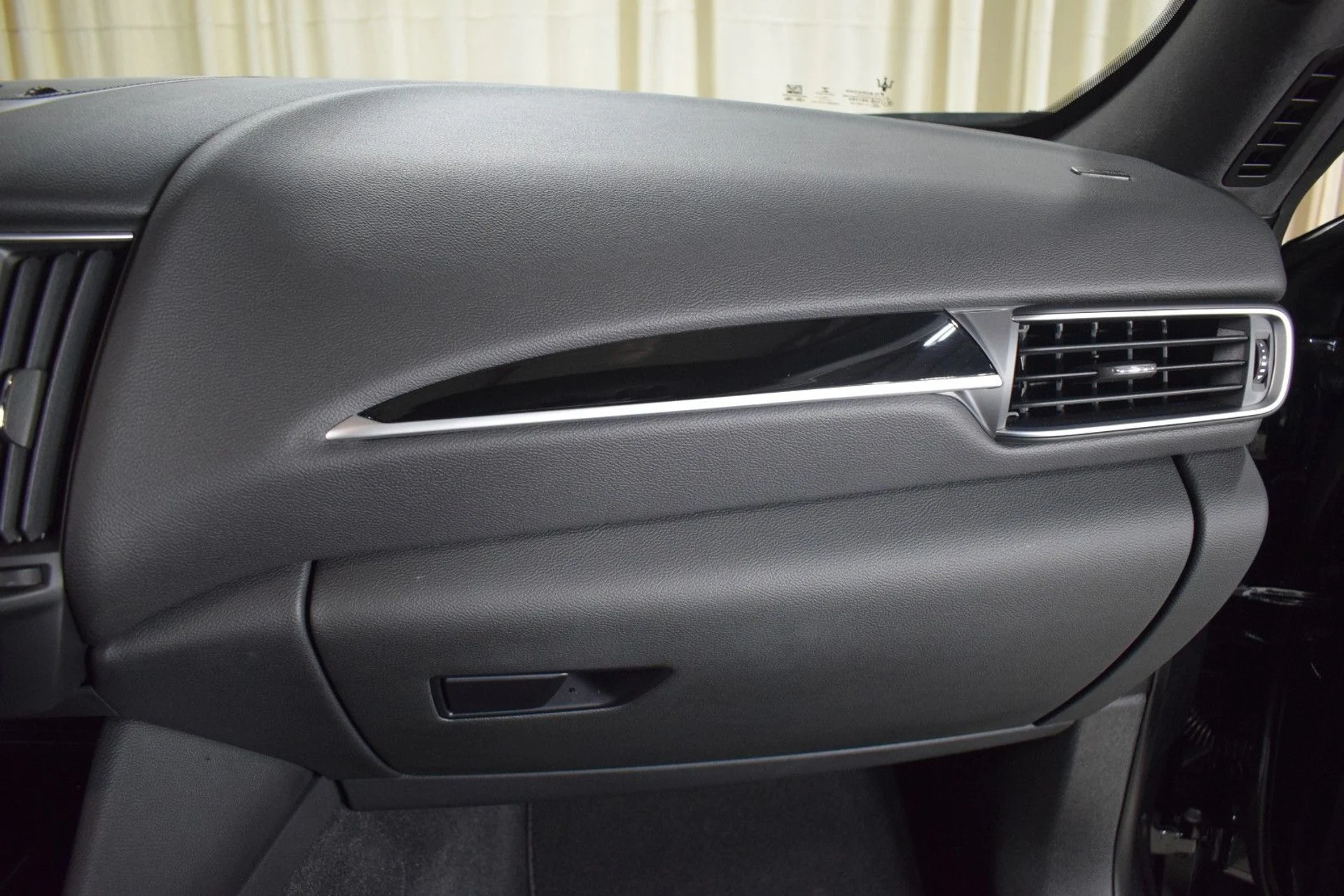 mph024_409282909_90948cab1c0899412bed6d09b39120ddx_6f46b1dc05