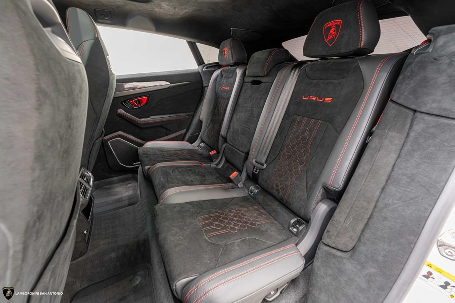 mph024_4095745448_1c88a31827200a771b0ff4713380e757x_1525549e17