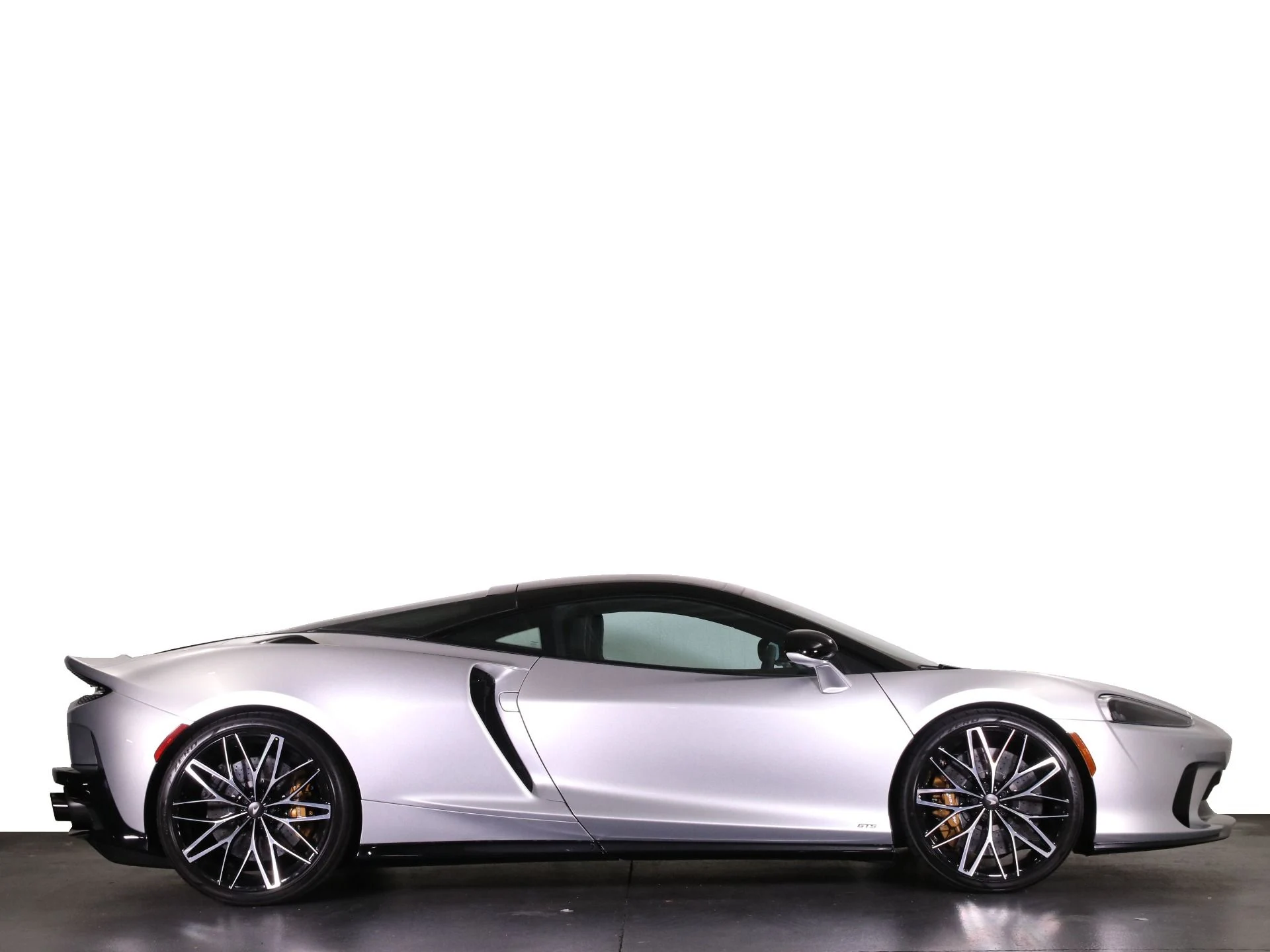 mph024_4102014866_New_2025_Mc_Laren_GTS_1733950819_9ce5315765