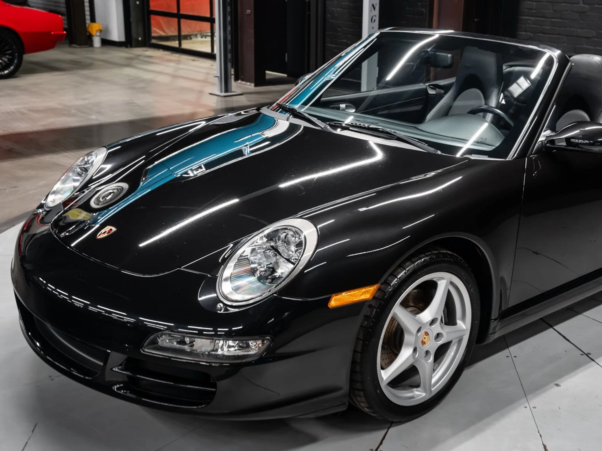 mph024_4102893240_porsche_911_2006_bdcc4fb9d0