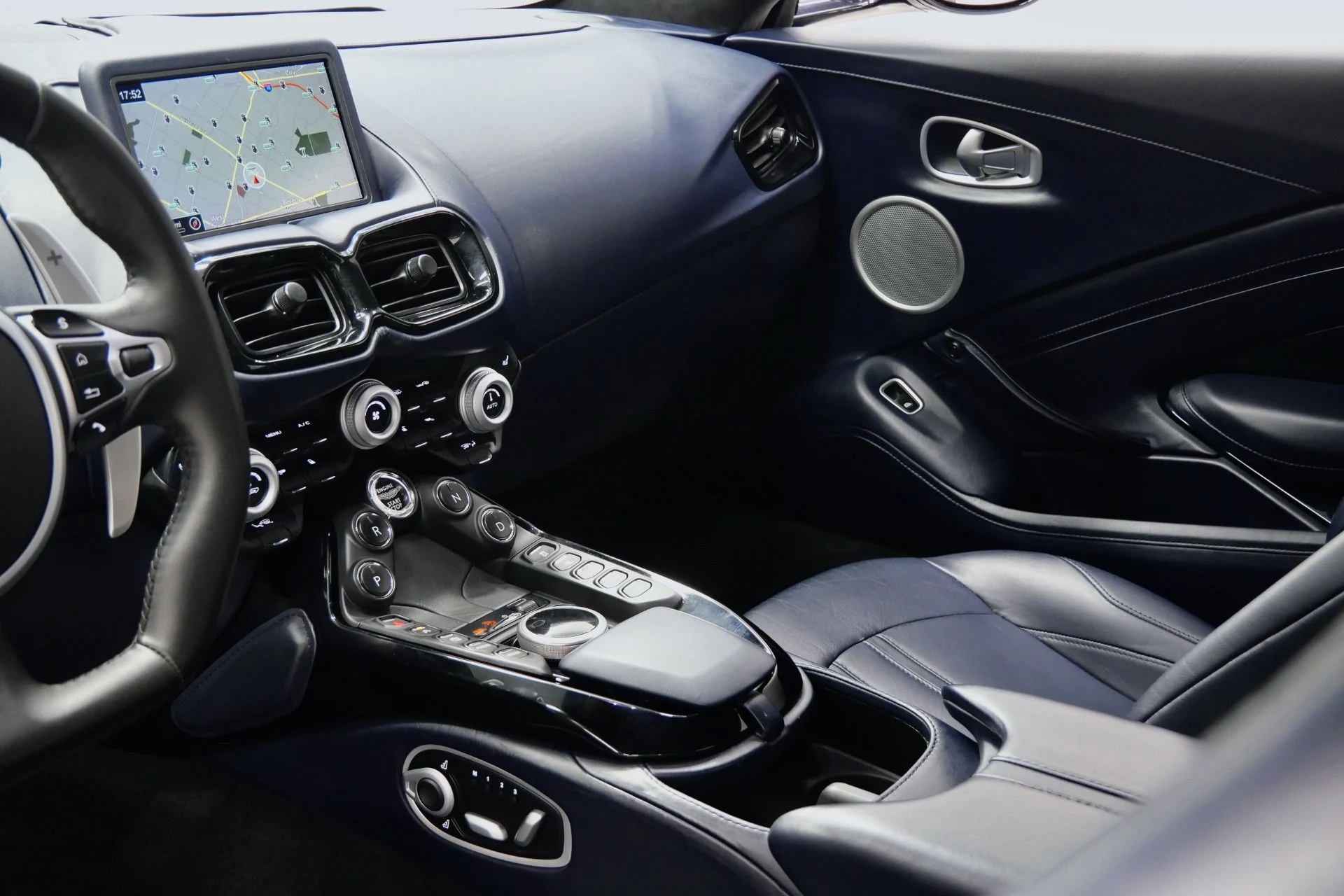 mph024_4106888269_Used_2020_Aston_Martin_Vantage_Twin_Turbo_V8_Comfort_Collection_Beautiful_Inside_and_Out_1769203114_c0768cadb3