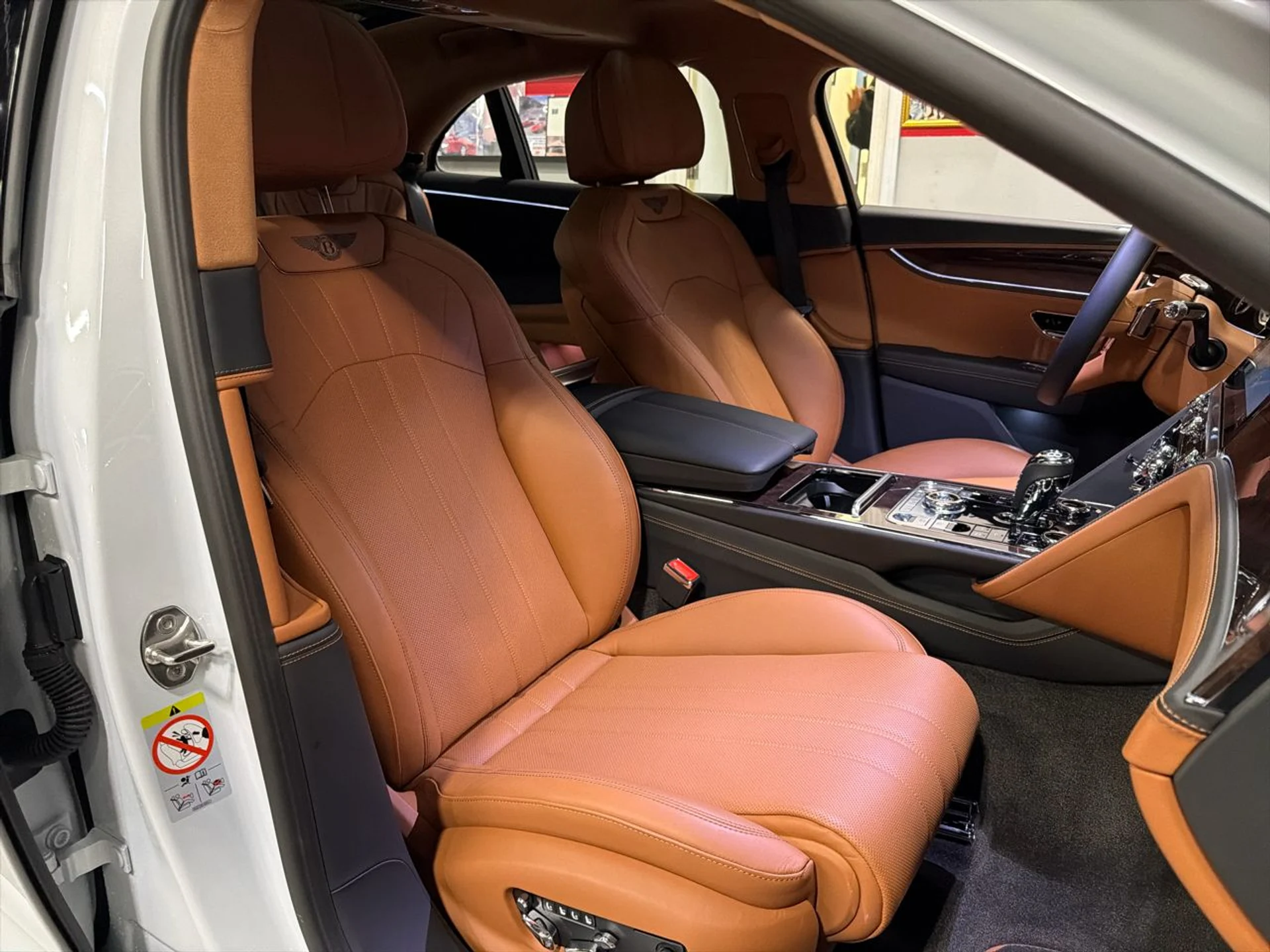 mph024_4107571909_639057400436618433_16430da686