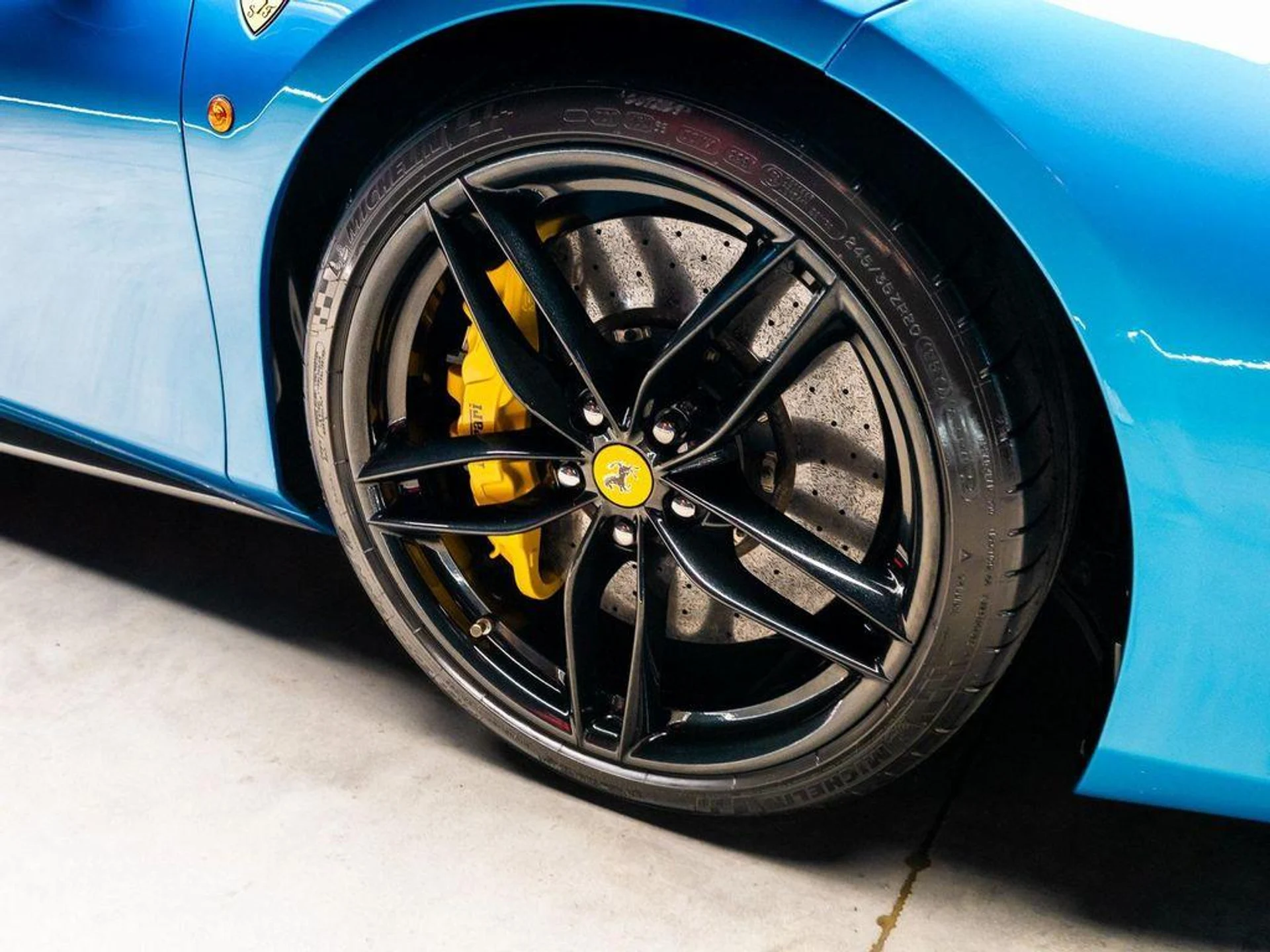 mph024_4114714370_A_Vf_YA_9_B_Mj_Qsq_HAUIUJZ_Hr9_Lke_JY_cebb193752