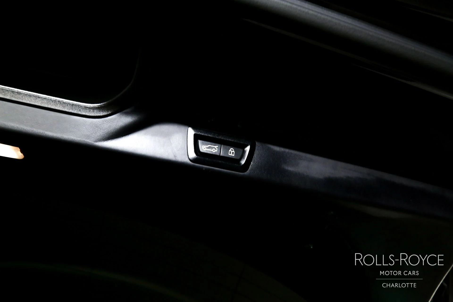 mph024_4137934755_Used_2022_Rolls_Royce_Cullinan_1769449841_b5f3310606