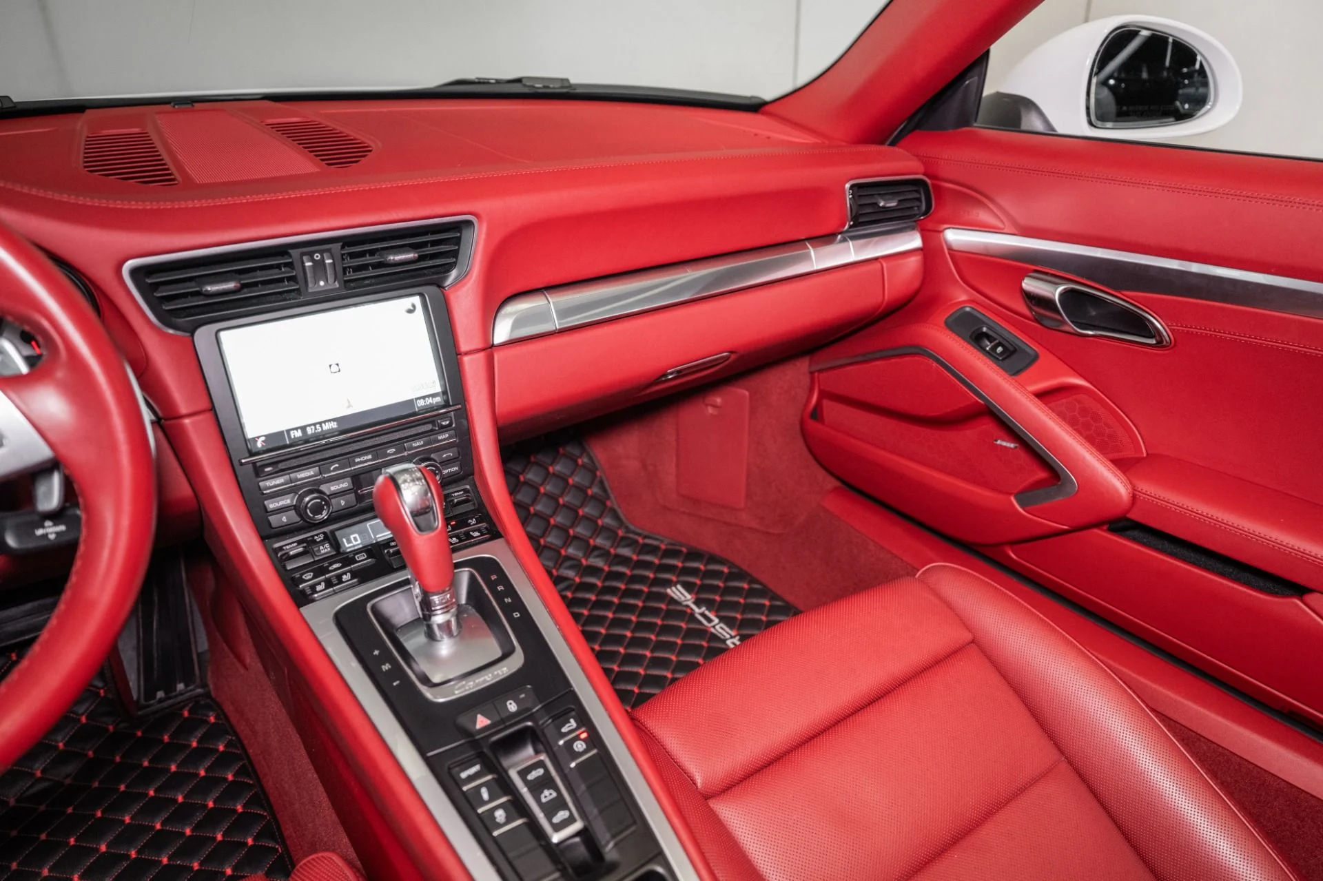 mph024_4153673285_Used_2016_Porsche_911_Carrera_S_1758126477_918bbbe205