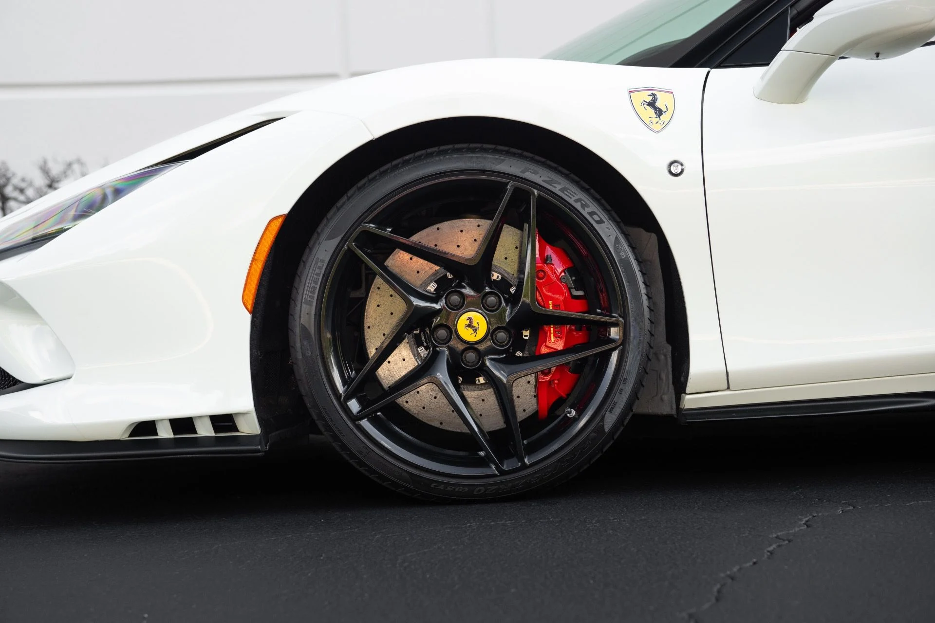 mph024_4156834612_Used_2021_Ferrari_F8_Tributo_1763762778_9bbbc31c72