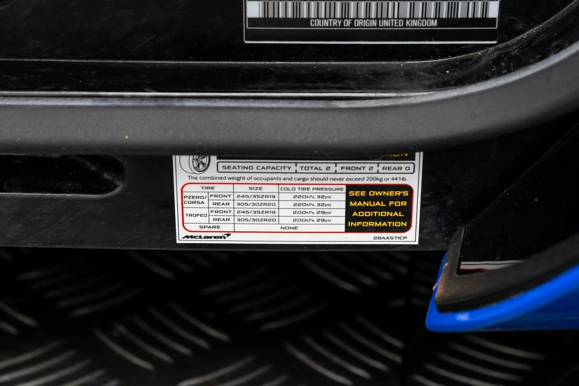 mph024_4157078457_25_23c4356fba