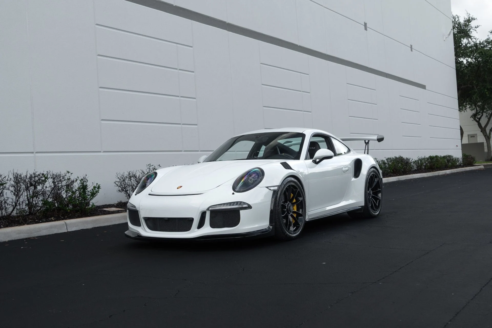 mph024_4157498362_Used_2016_Porsche_911_GT_3_RS_1761756649_9b9c81932e