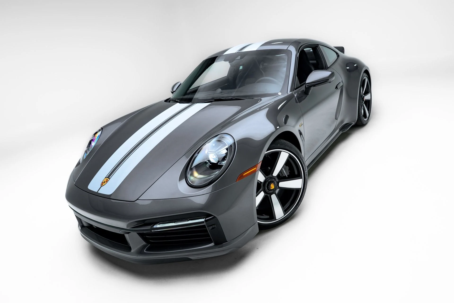 mph024_4160359968_Used_2023_Porsche_911_Sport_Classic_1776441930_192891f90f