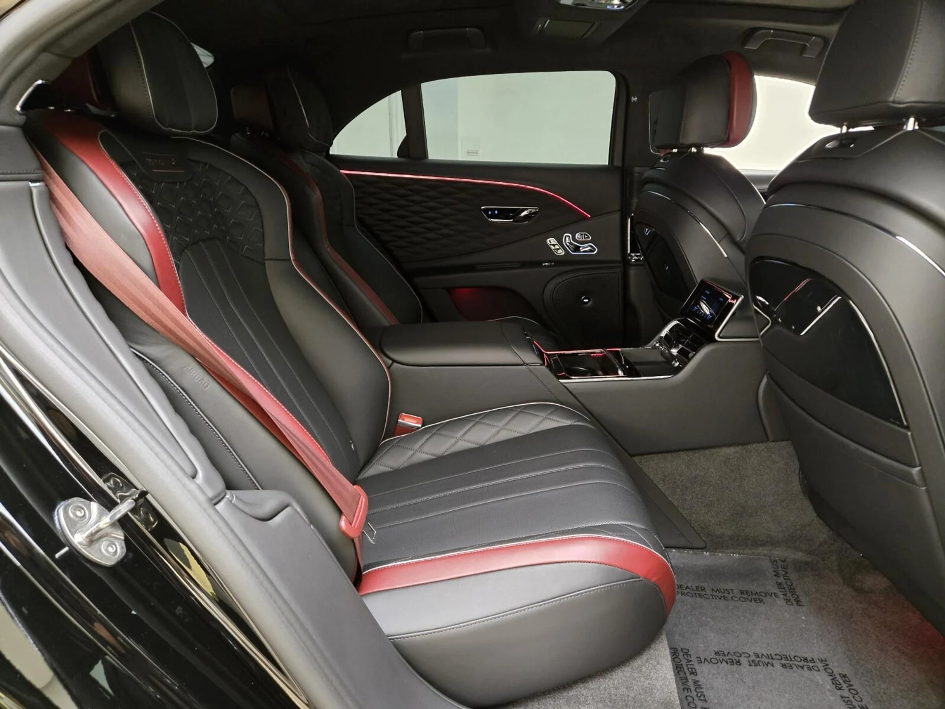 mph024_4165988226_Used_2024_Bentley_Flying_Spur_Speed_Edition_12_1768891273_e1ec5fc9ba