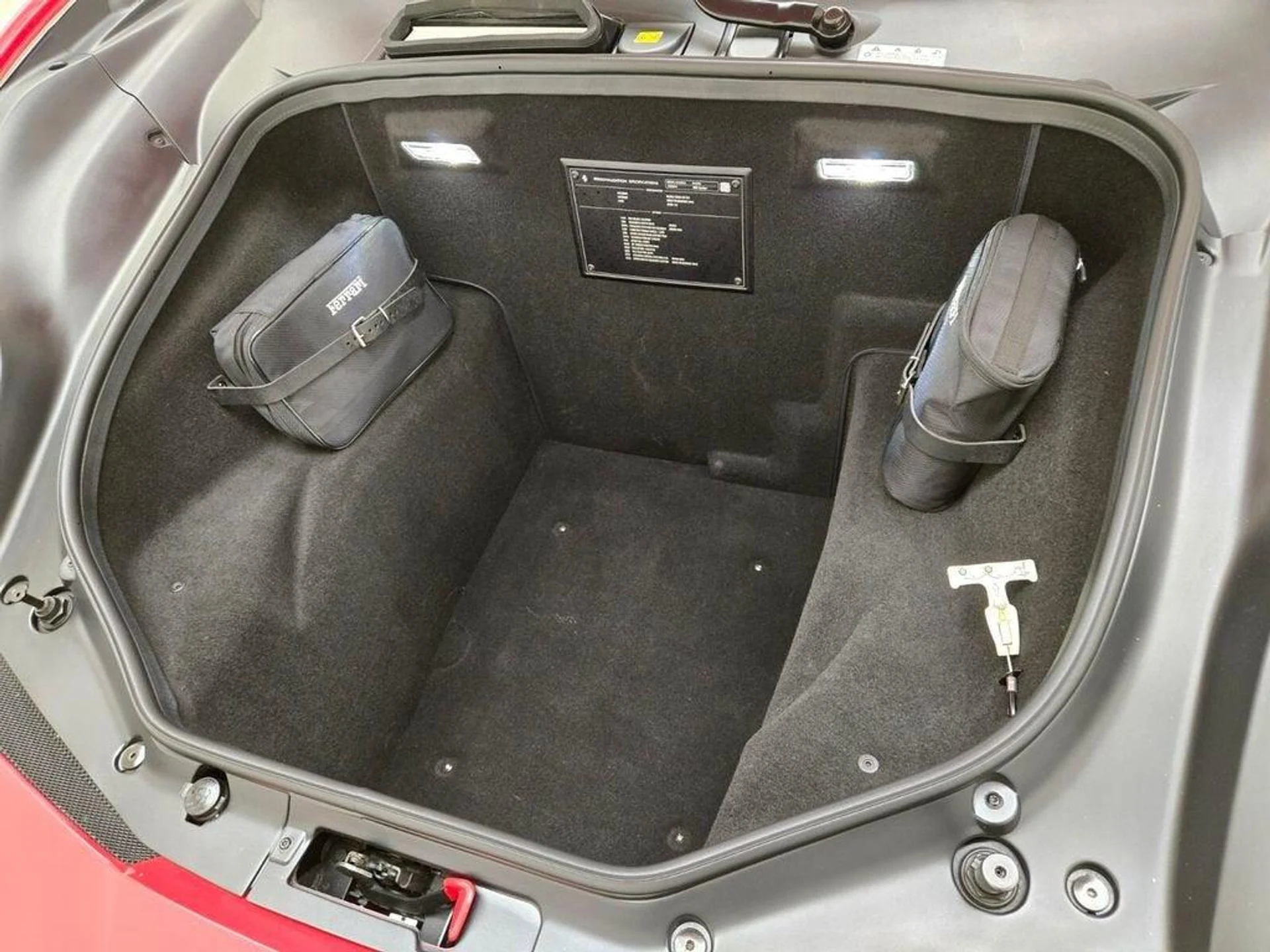 mph024_4167979633_Used_2017_Ferrari_488_Spider_1775638057_554f08058b