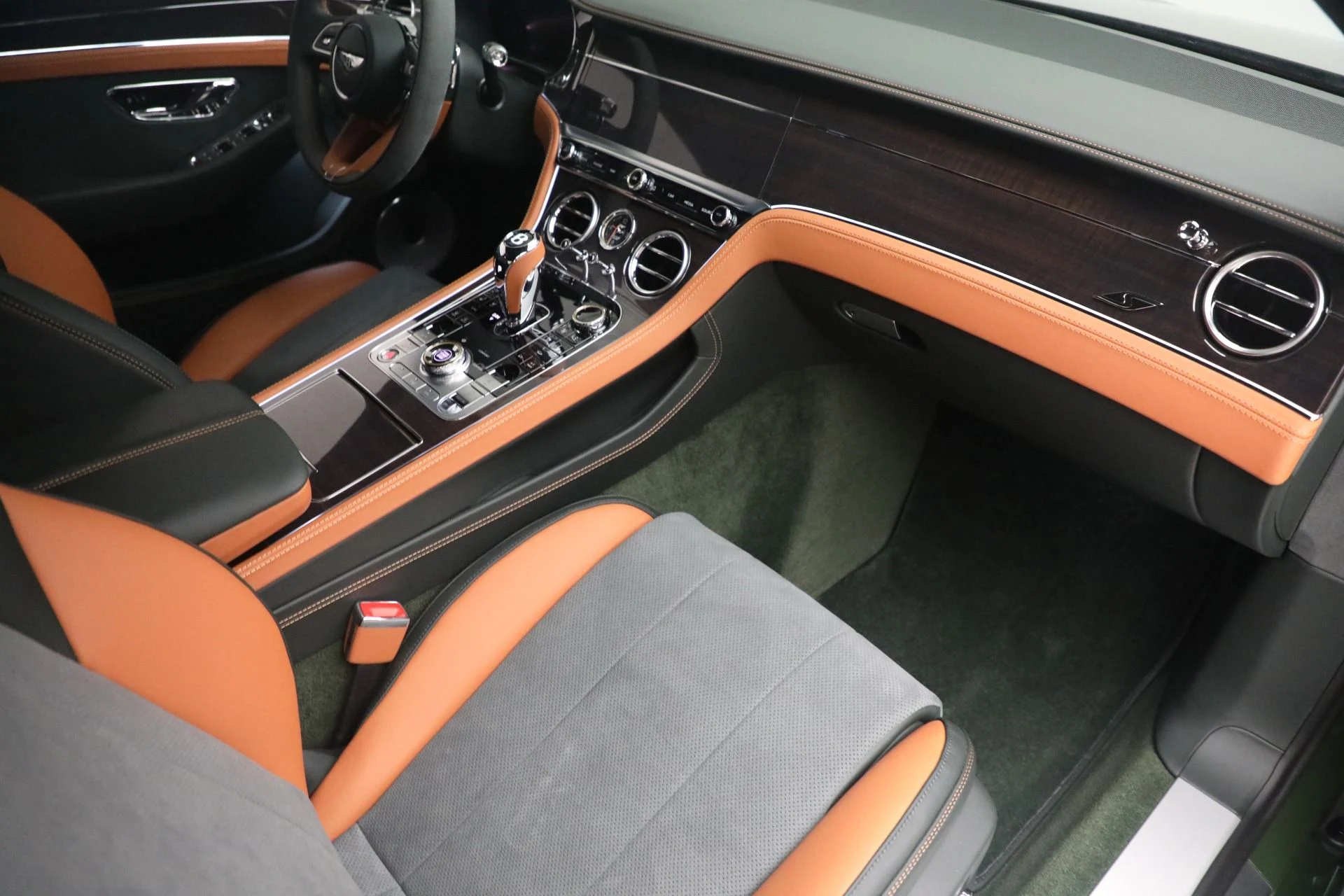 mph024_4170124757_Used_2023_Bentley_Continental_GT_S_V8_dcded5c10c