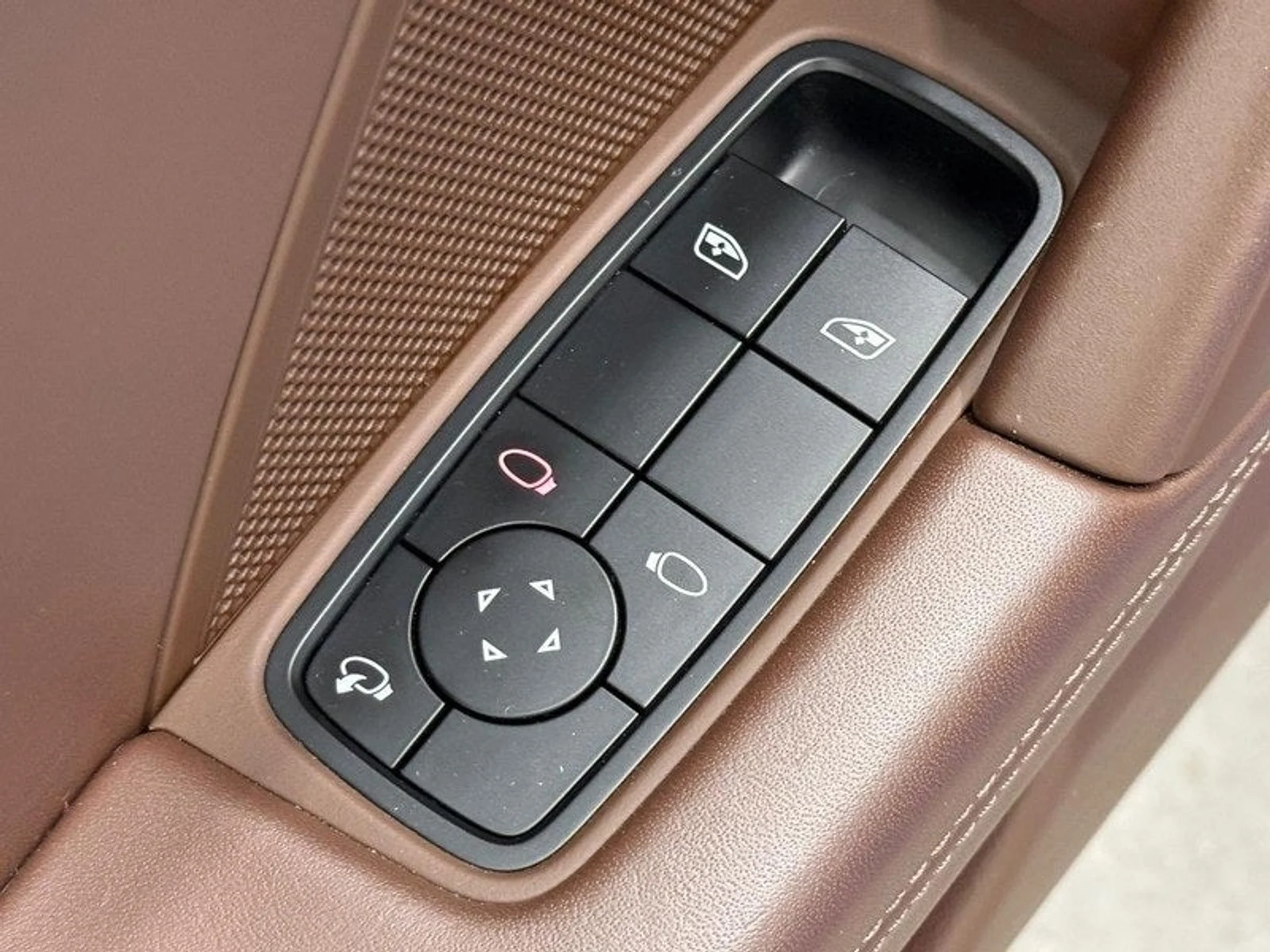 mph024_4172304270_25_d2391a872a