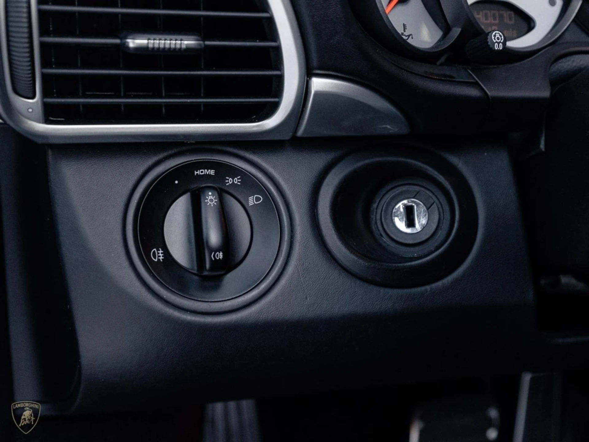 mph024_4179590353_e9539e3aaf98515a5acc71157918175f_862b55e3c2