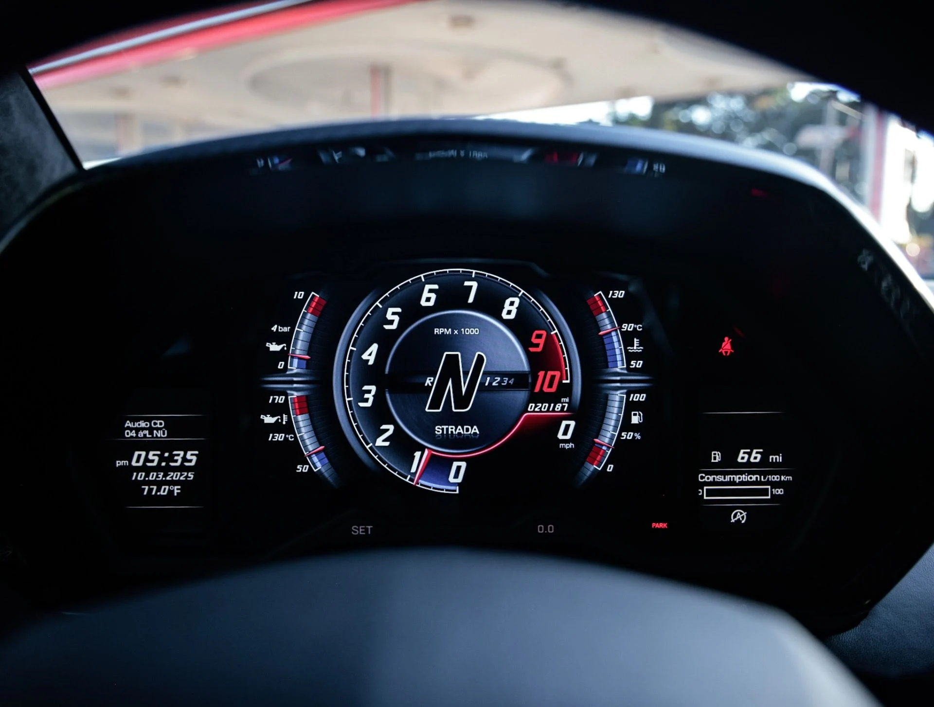 mph024_4184463373_Used_2018_Lamborghini_Aventador_S_1762208354_894461d3e4