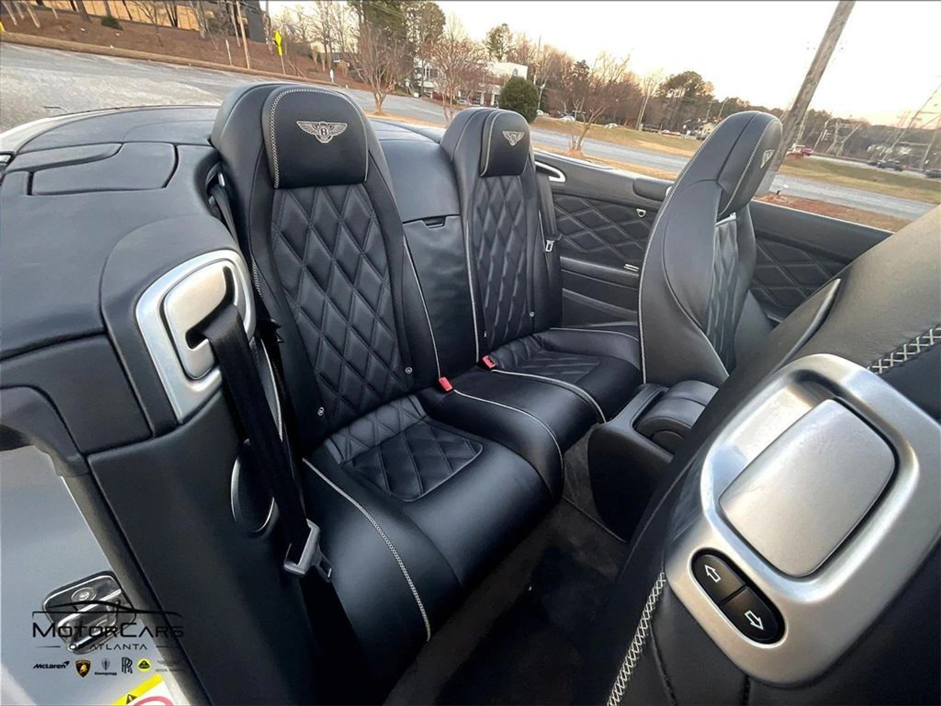 mph024_418467175_i0_J_0ge5_N8_GQI_Mbz0_CO_0n_I_Rrv_I_54260b1d12