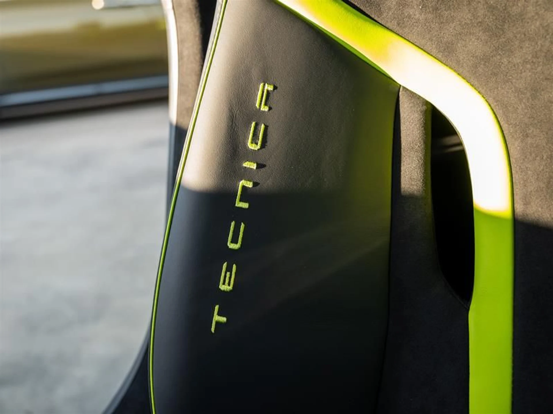 mph024_4186759785_bfkchxyq_6042744787