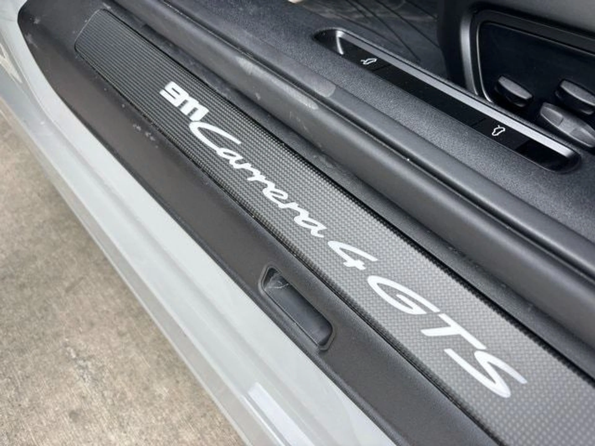 mph024_4188708648_4d14a0cfee7e97620ece6ae63cd0472ex_04536d3a0e