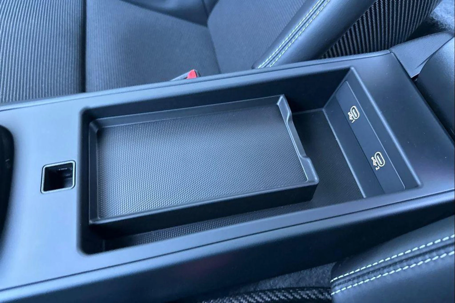 mph024_4192217651_Xda447_LZ_Rmhot_O_Ad6_W_Pr_Tx_L_Gq_Ts_326147f5f2