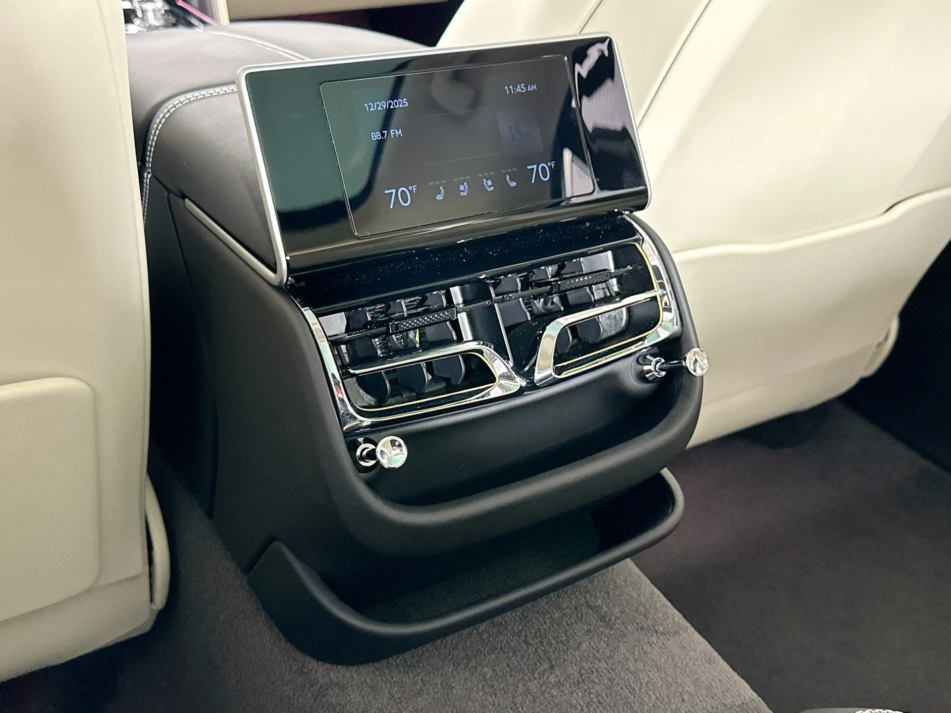 mph024_4192656201_25_9944c555a9