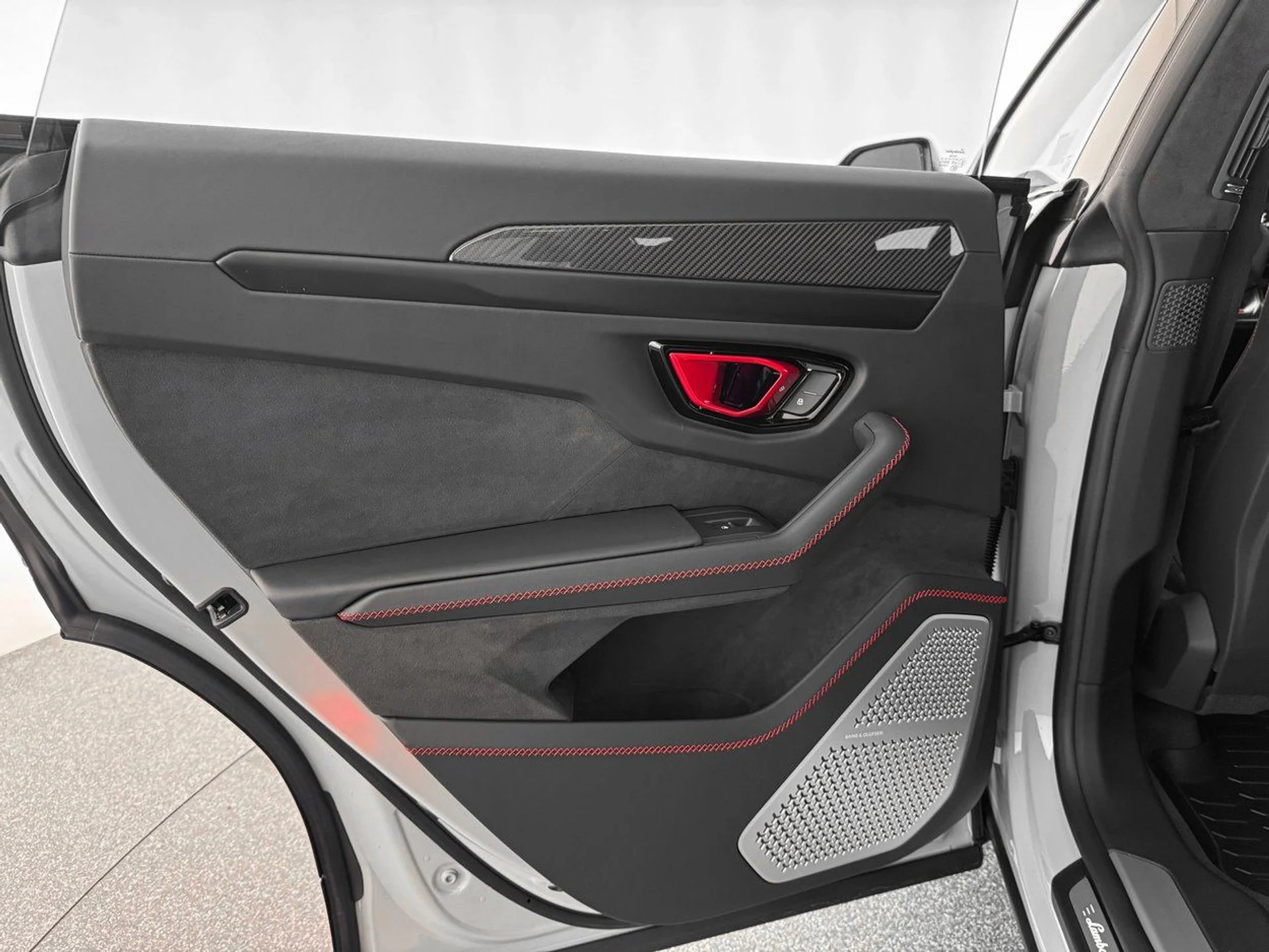 mph024_4197450756_64a710dfcc5c754bc724f9f34547a550x_714f795219