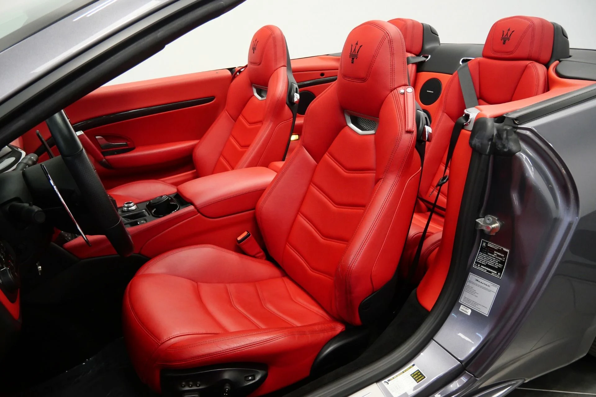 mph024_419793183_Used_2019_Maserati_Gran_Turismo_Convertible_Sport_Rare_Color_Carbon_Fiber_Interior_Trim_1773689122_4c52a6c2d6