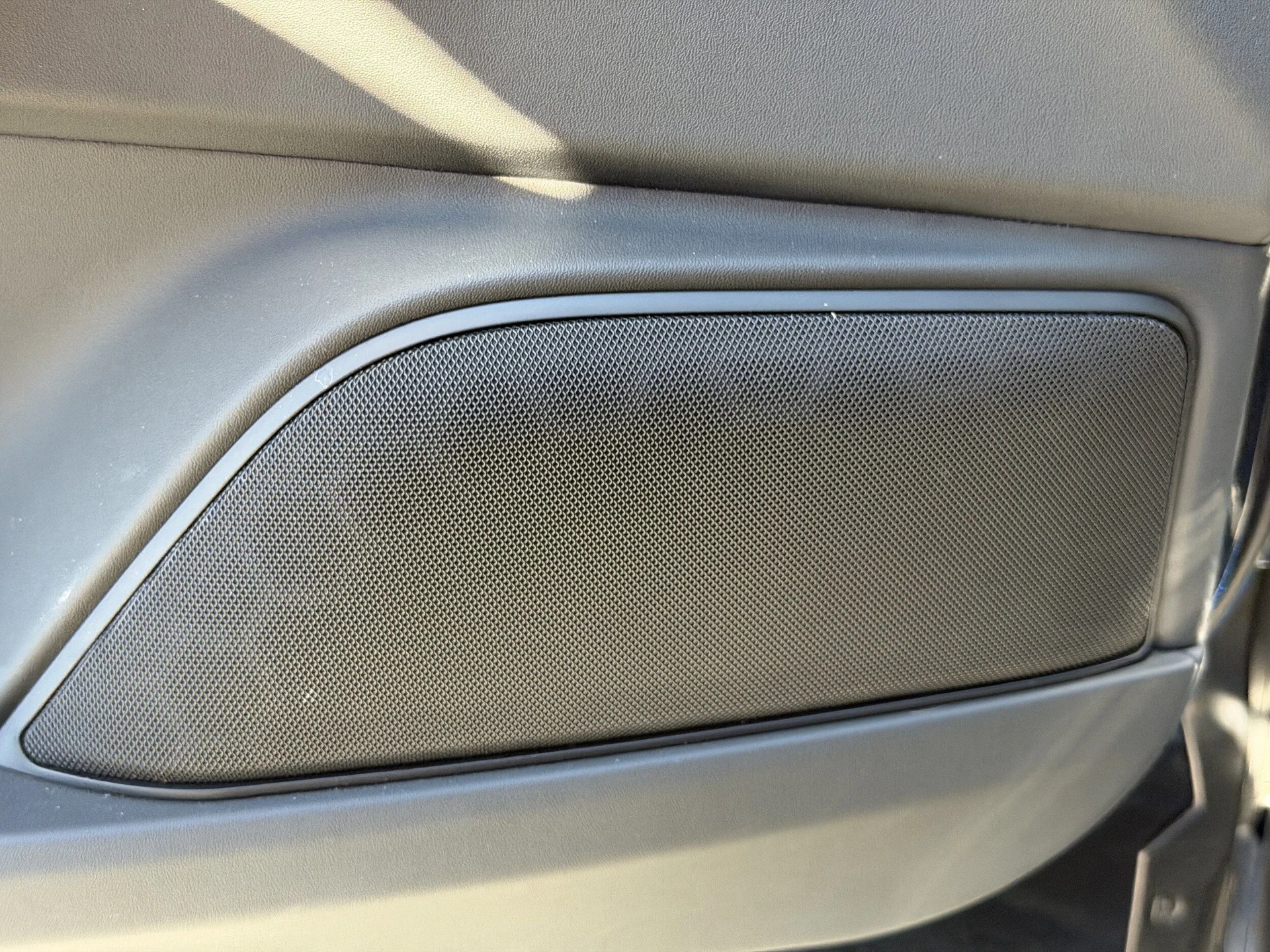 mph024_4198161872_708ff44b71f93110de9425f224b6a75fx_e9da0d2c0b