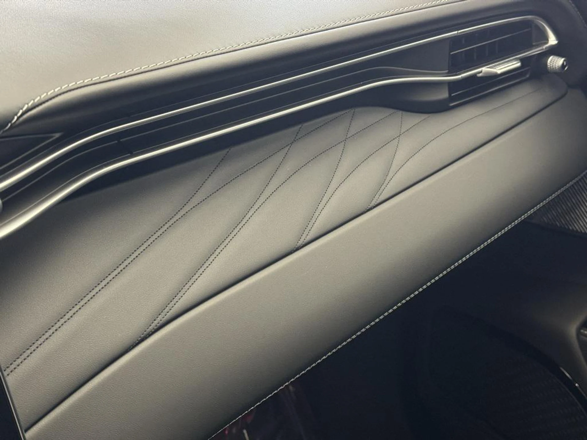 mph024_4201229897_3_Njmj_WMO_7_FZ_Tr_M_Dr_P9u_Ev_F2ar3_A_dd5834fd9e