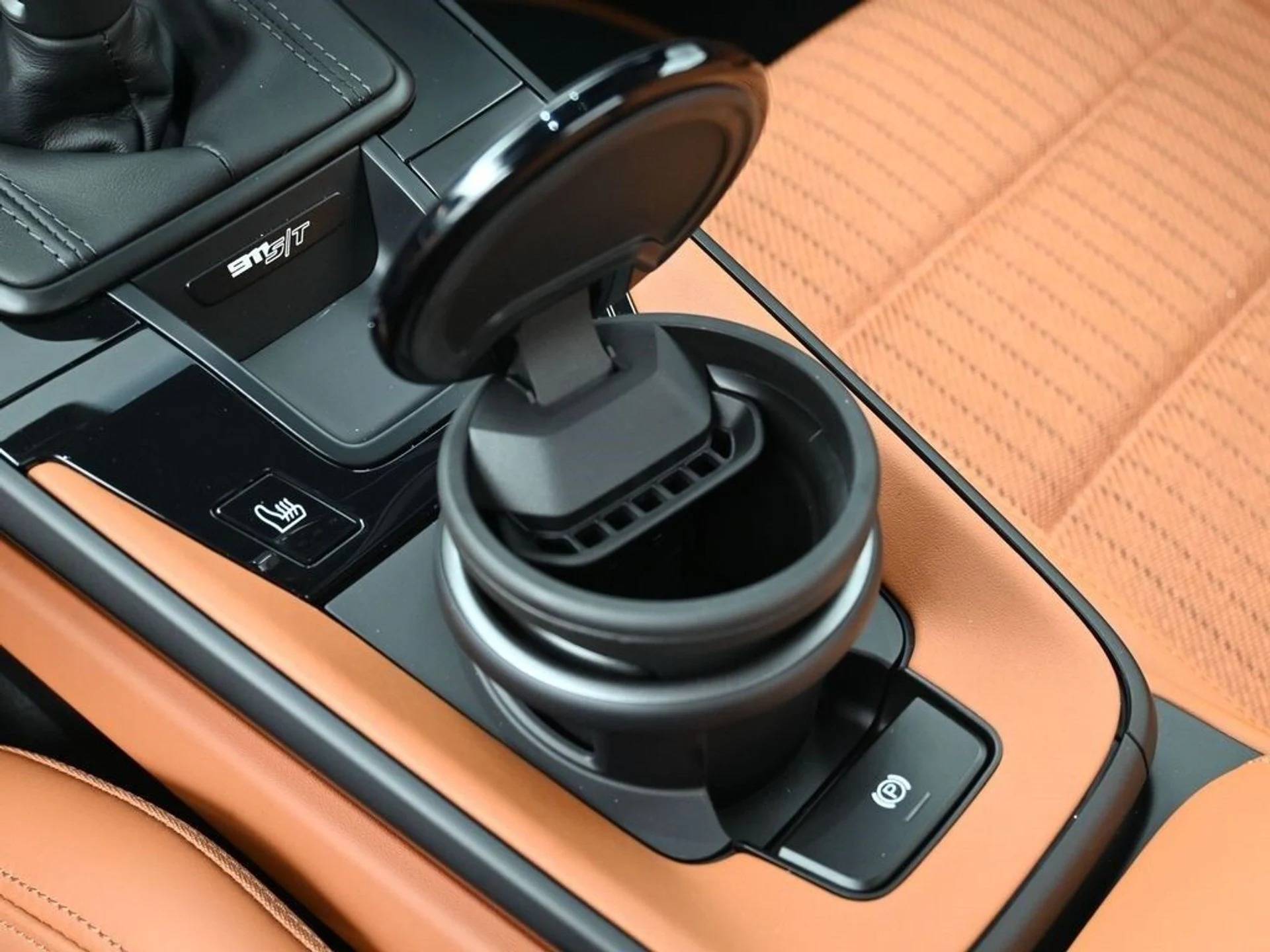 mph024_4202530542_be43c92a088b8a4ee6ab4e3f93b0849fx_cc3925a31b