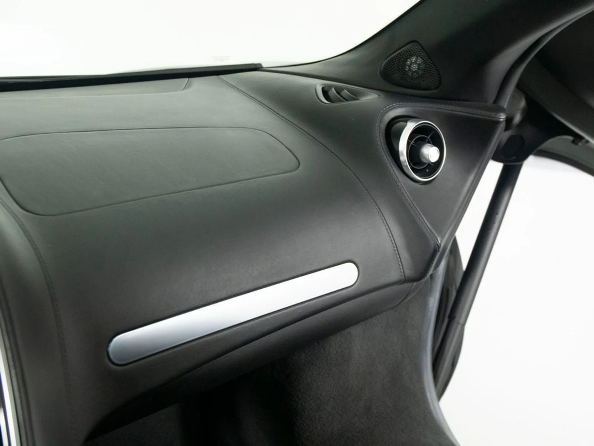 mph024_421026194_677280e4ad40d9e02844533260d7a3f0x_c5297cbe02