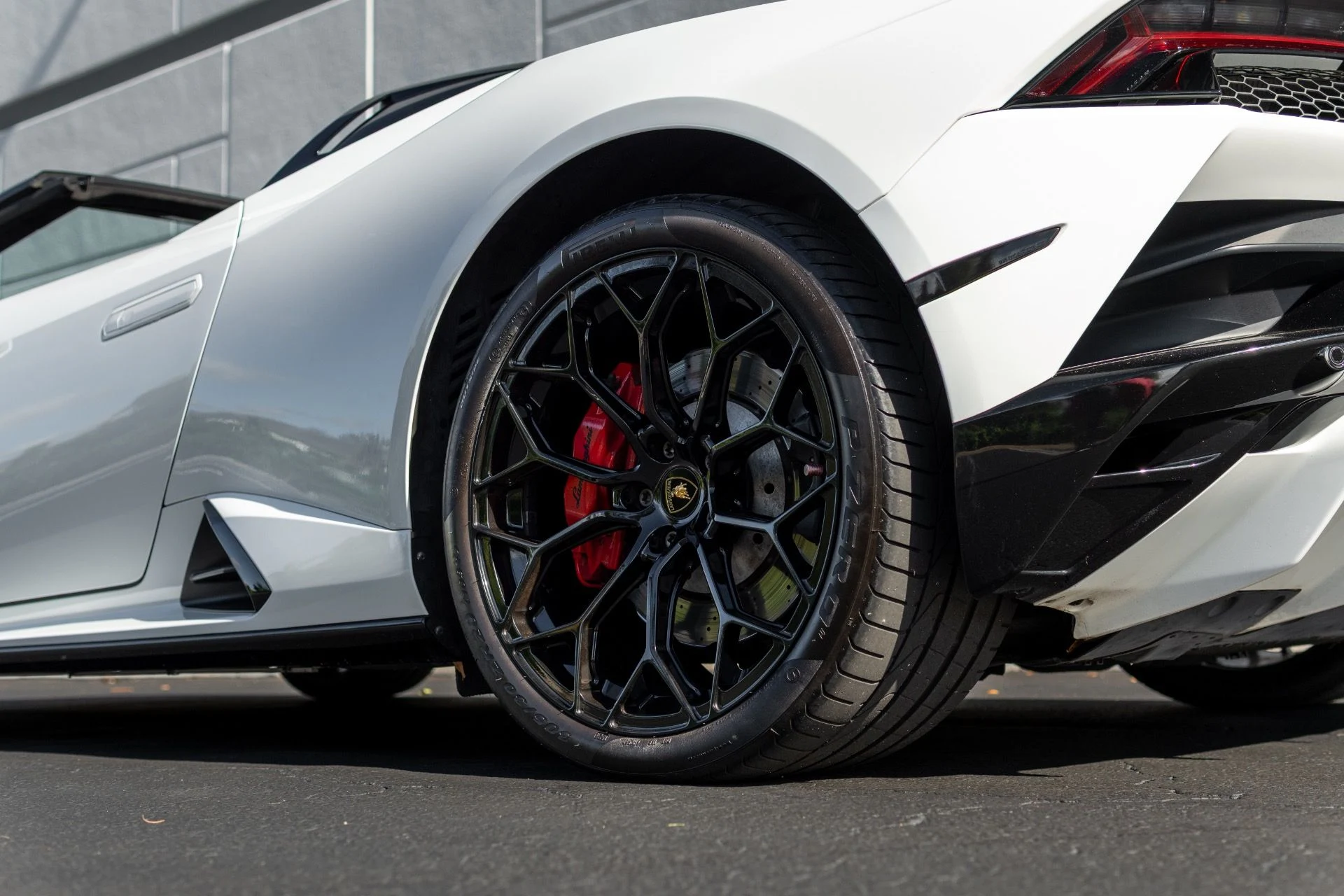 mph024_4213370814_Used_2021_Lamborghini_Huracan_EVO_Spyder_1766013013_dd80c1d4e4