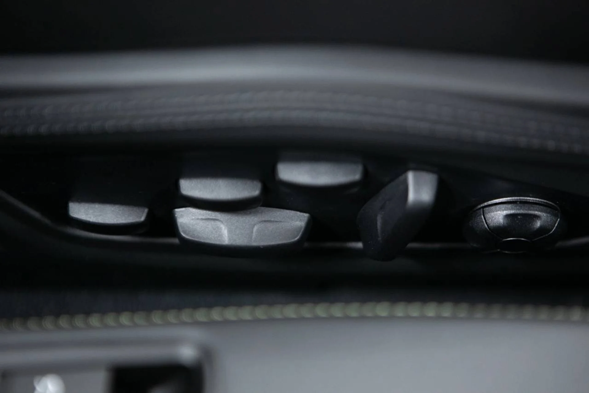 mph024_421614811_a61832a2c1141657e9ed954148103838x_cf6034e6c2