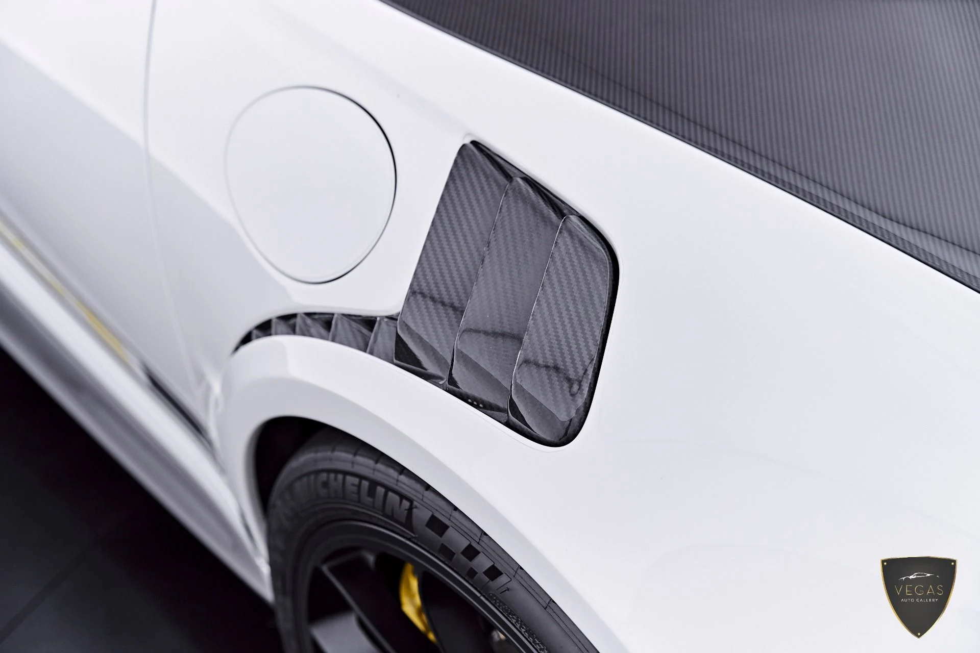 mph024_4220725496_Used_2019_Porsche_911_GT_3_RS_1783382298_b6e15a6645