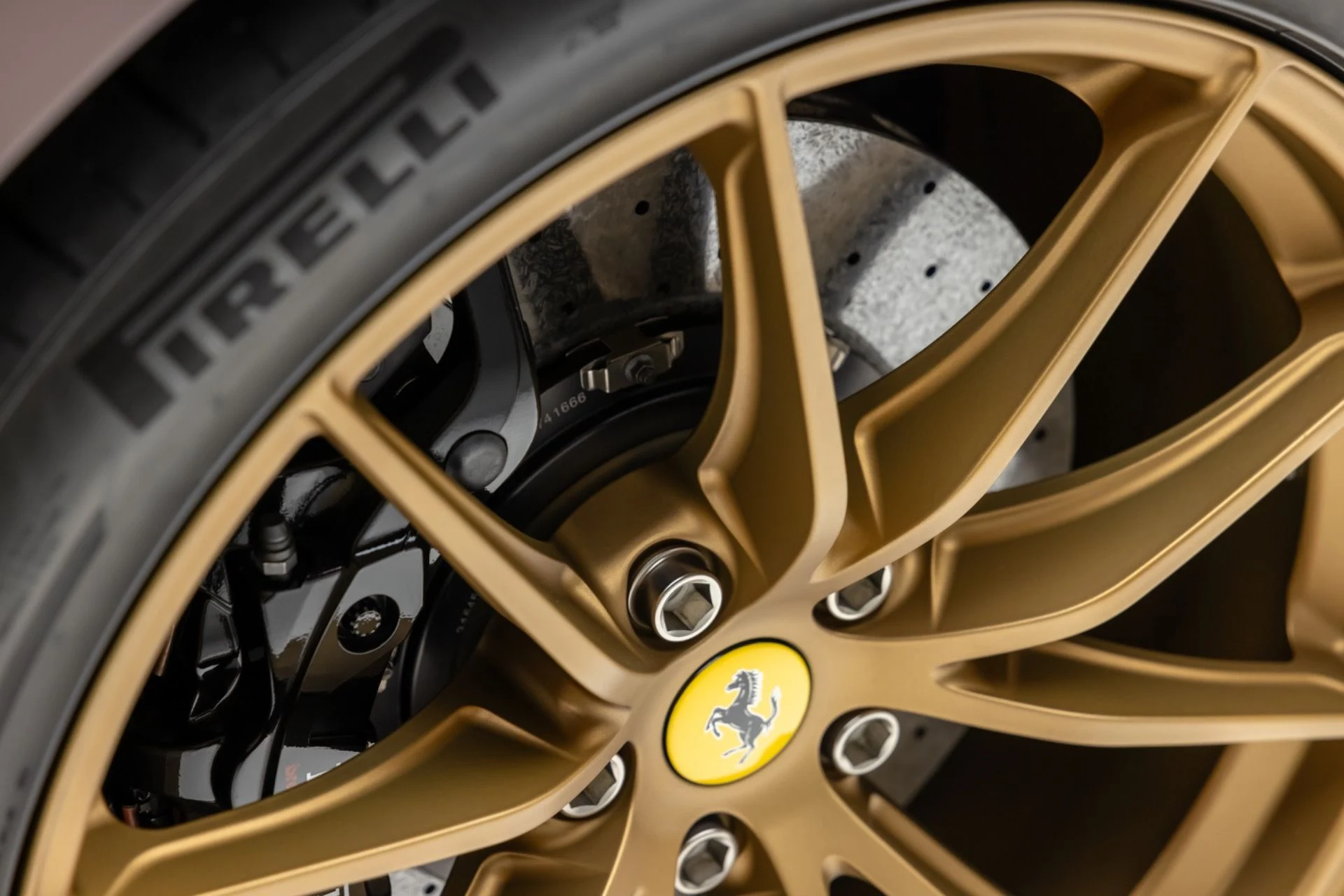 mph024_4223512744_13437_p25_l_ad81115ad5